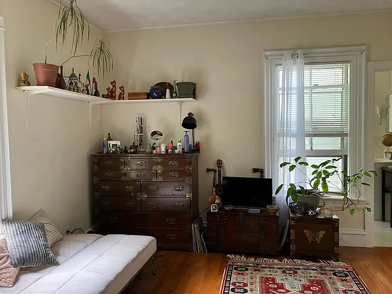 219 Washington St #6 — Photo 7