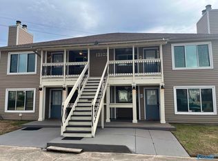 12100 Carriage Ct SE UNIT D, Huntsville, AL 35803
