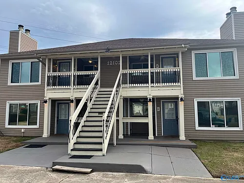 12100 Carriage Ct SE #D Photo 1 12100 Carriage Ct SE #D Photo 1