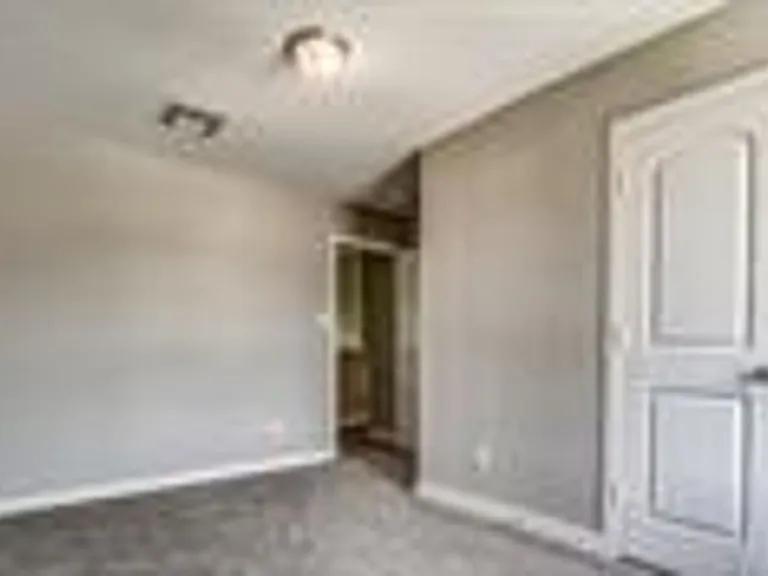3258 Wexford Dr — Photo 17