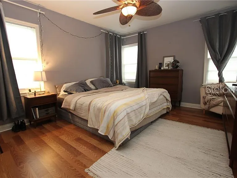 417 E Gore St — Photo 16