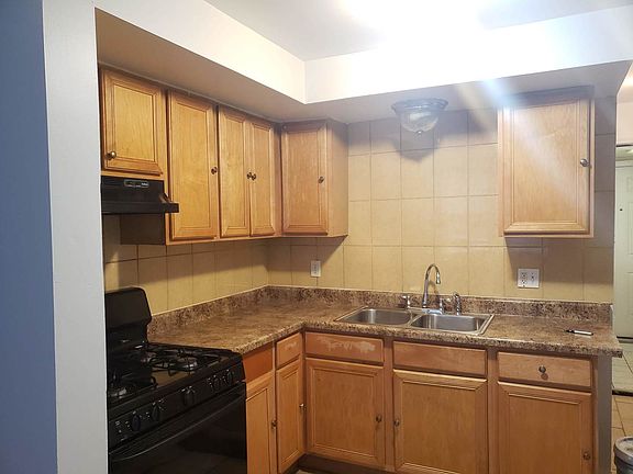 3rd image of 6522 S Vernon Ave #2-D