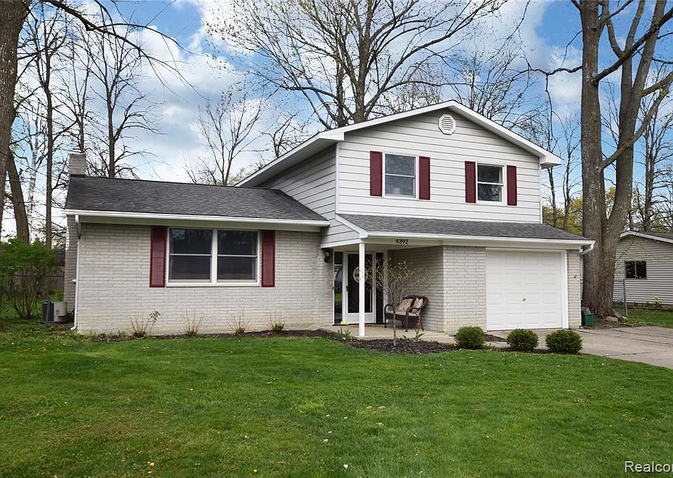 1st image of 4392 Dixon Dr