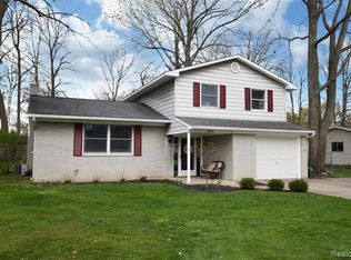 4392 Dixon Dr, Swartz Creek, MI