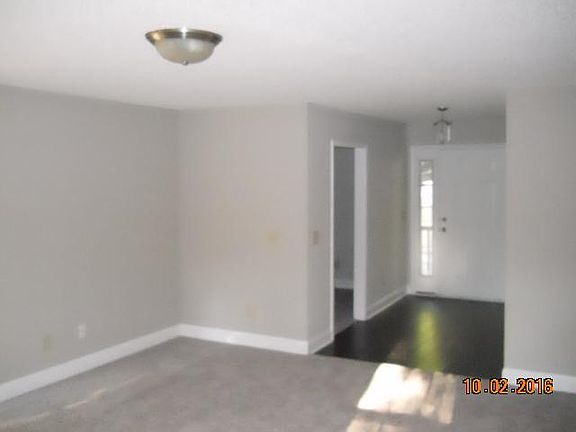 2nd image of 241 Caroline Ct