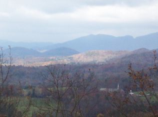 8 Antler Ridge Ln, Franklin, NC 28734