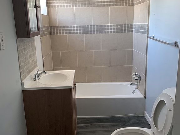 5th image of 1307 W Rockland St APT 6