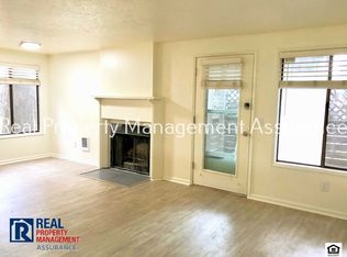 7081 SW Montauk Cir, Lake Oswego, OR 97035