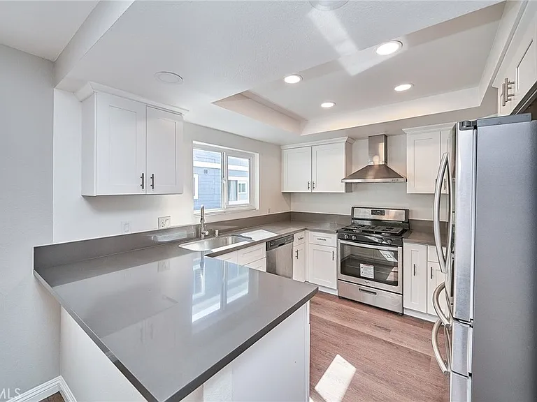21901 Moneta Ave #10 — Photo 16