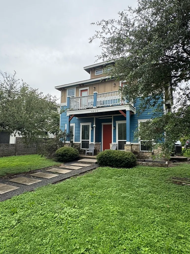 Building Photo - 4420 Red River St #A