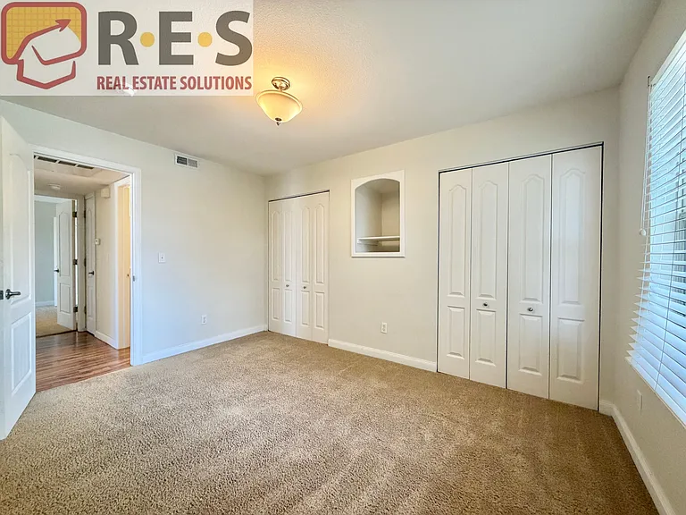 1631 S Deframe St #B8 — Photo 12