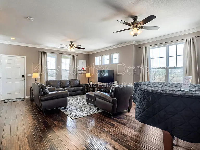 22706 E Ottawa Pl — Photo 3