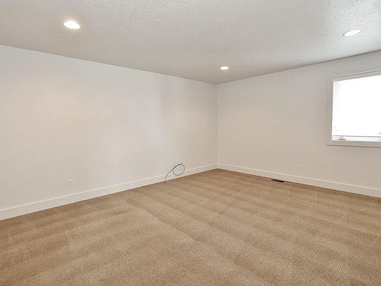 3871 S Eckert Rd — Photo 18