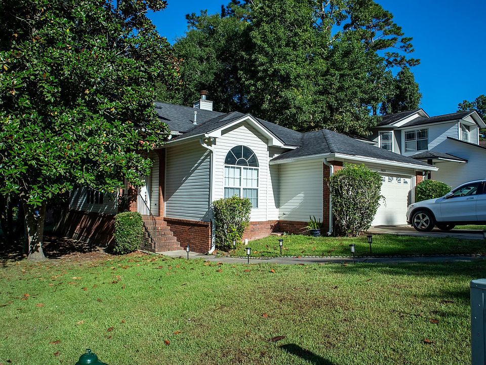 1st image of 3820 McFarlane Dr