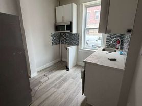 401-04 53rd St