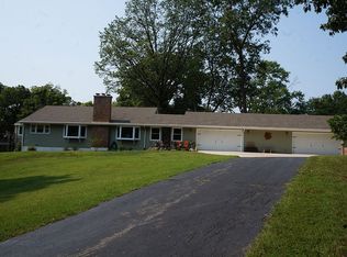 15705 Old Jamestown Rd, Florissant, MO 63034