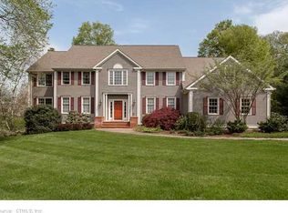 28 Briarwood Dr, Orange, CT 06477