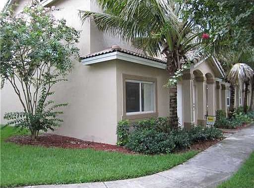 1st image of 2265 SE 25th Ave #2265