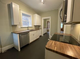 1016 E 4th St #2, Duluth, MN 55805