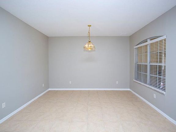 3rd image of 18006 Maui Isle Dr