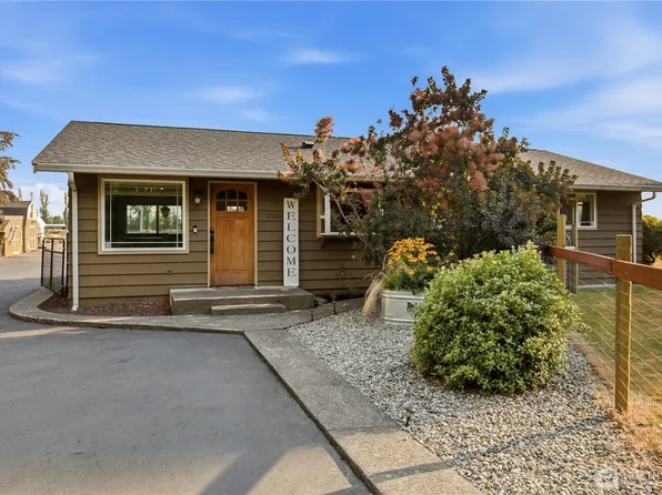23815 SE 448th Street, Enumclaw, WA 98022