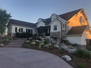 8411 High Ridge Ct, Castle Pines, CO 80108