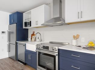 540 Graham Ave #PENTHOUSE 3, Brooklyn, NY 11222