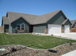 5402 Jackson Ln, Pasco, WA