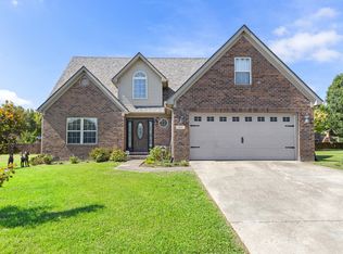 111 Legacy Dr, Berea, KY 40403