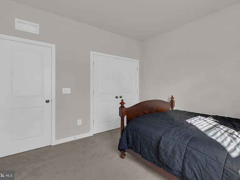 131 Thornton Way — Photo 31