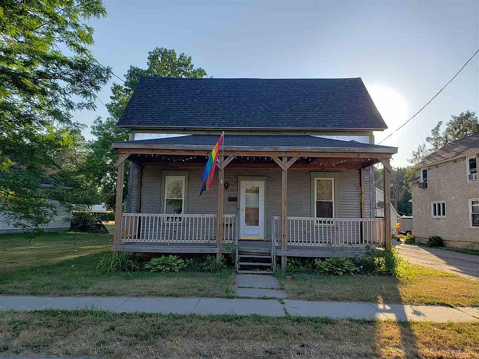 1st image of 16 Gouverneur St