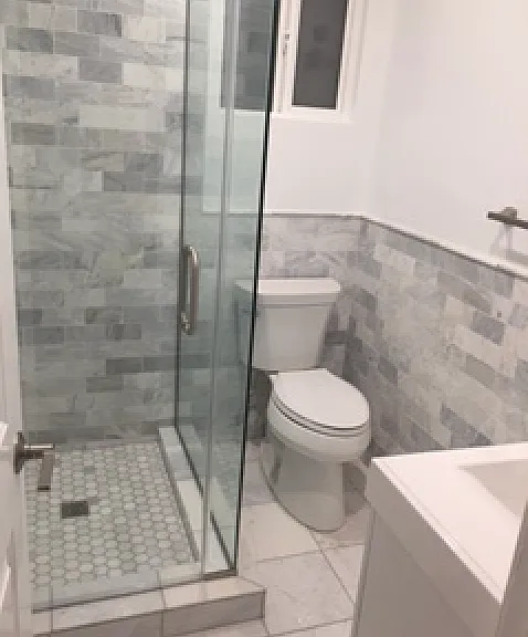 221 N Swall Dr #7 — Photo 7