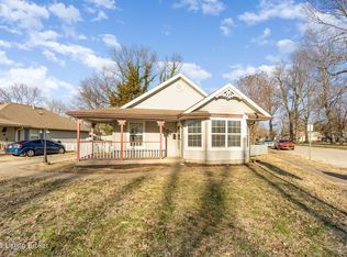 102 E Park Pl, Jeffersonville, IN 47130