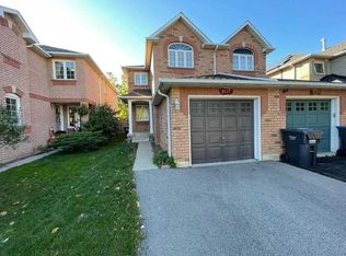 1377 Inuit Trl, Mississauga, ON L5N 7R8