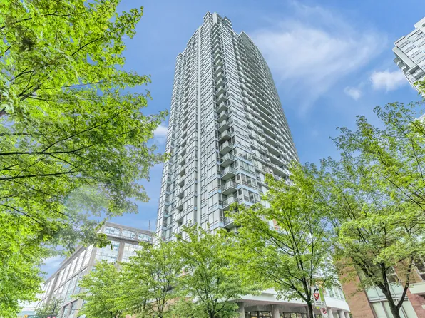 939 Expo Blvd #2101, Vancouver, BC V6Z 3G7