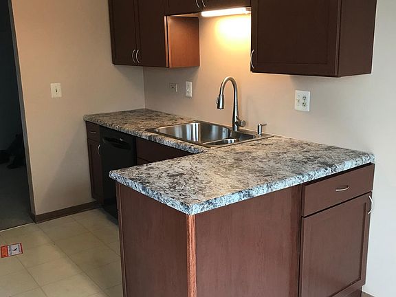 5th image of 1373 E Evergreen Dr Unit 6
