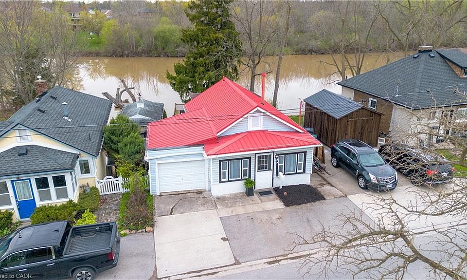 1st image of 68 Riverside Dr