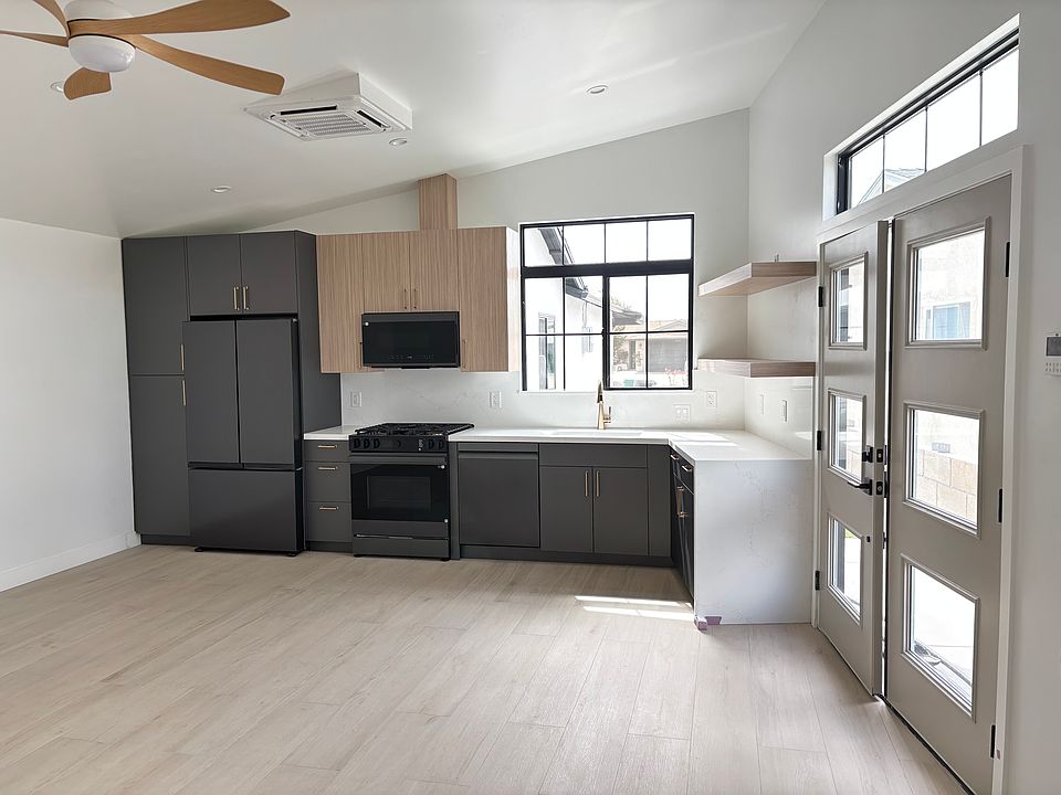 1st image of 8235-37 Casa Blanca Pl