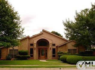 3808 Brookside Dr, Bedford, TX 76021