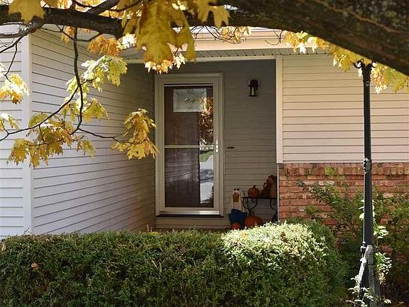 5th image of 15225 Douglas Cir