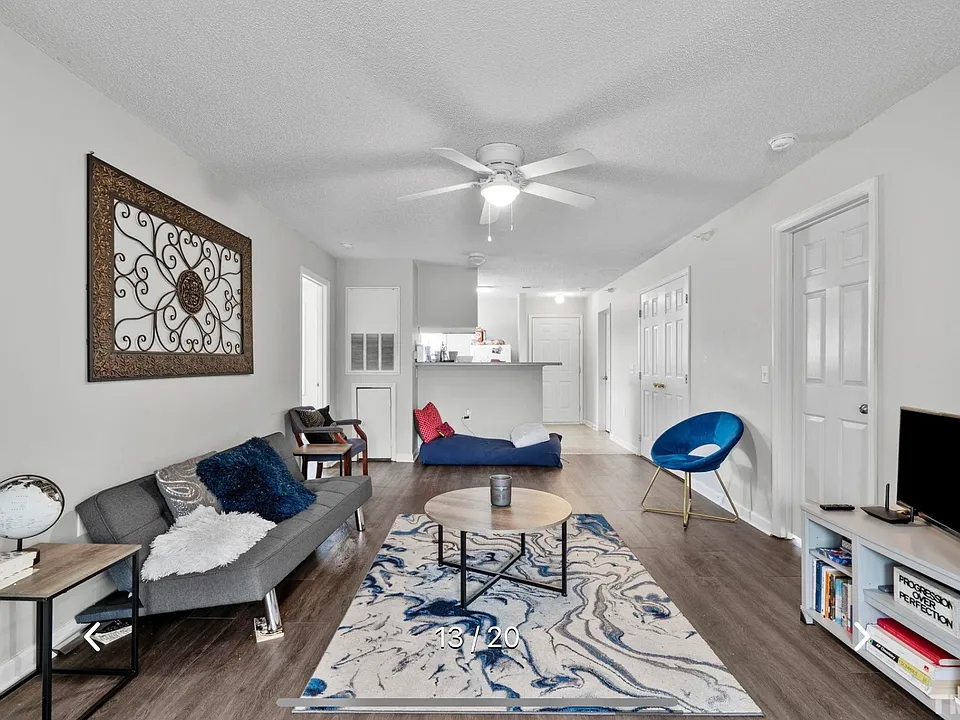 3020 Centennial Woods Dr #2