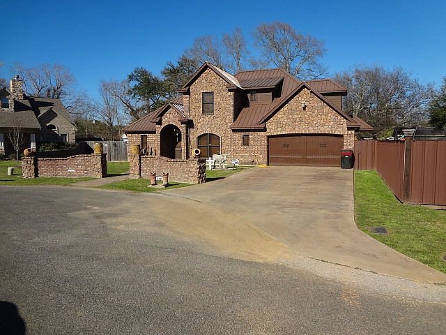 1st image of 5420 Lana Ln