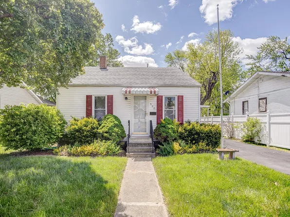 908 E Acton Ave, Wood River, IL 62095