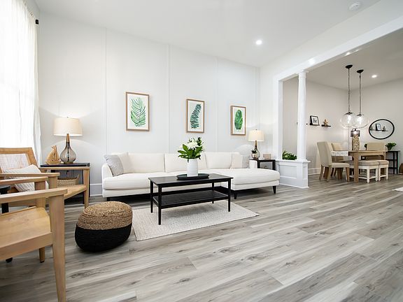 2nd image of 1307 Whitehead St #1