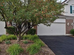 3067 Saint Michel Ln, St Charles, IL 60175