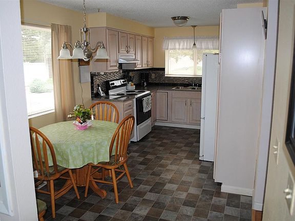3rd image of 4203 W Kennewick Ave APT 8
