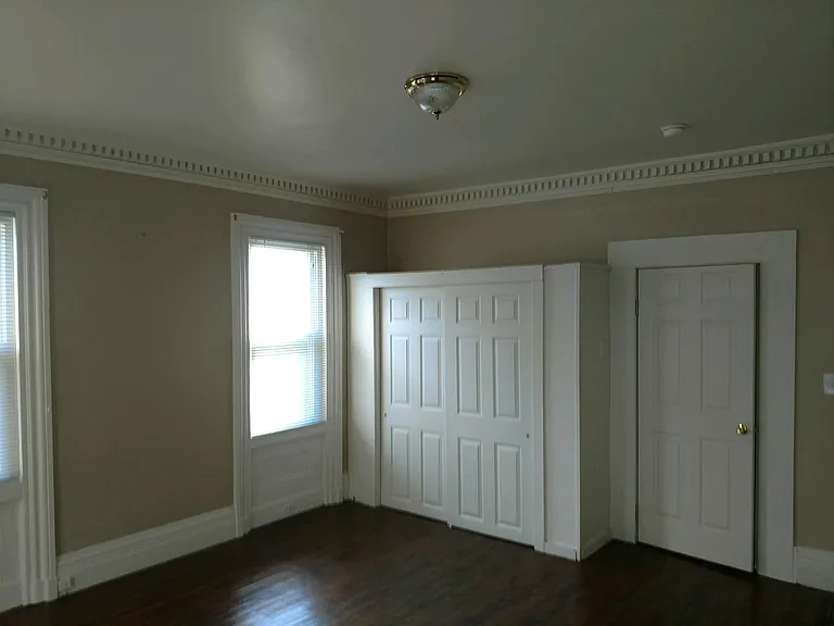 7 Broad St #1 — Photo 6