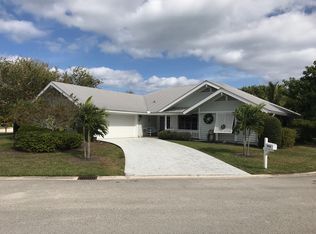 10717 SE Seaspray Ct, Hobe Sound, FL 33455