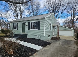 3439 Surrey Rd SE, Warren, OH 44484