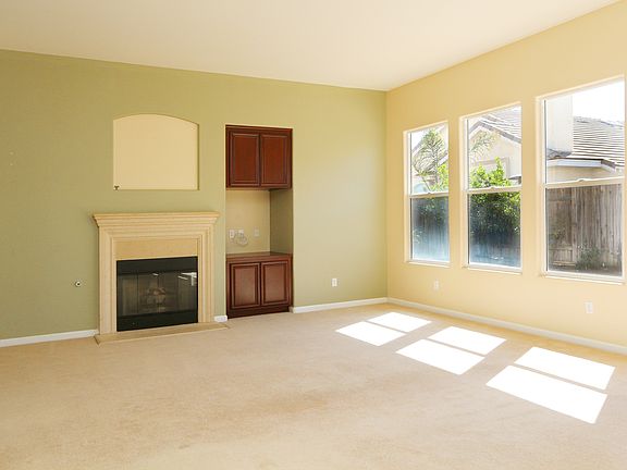 4th image of 906 W Nartatez Ct